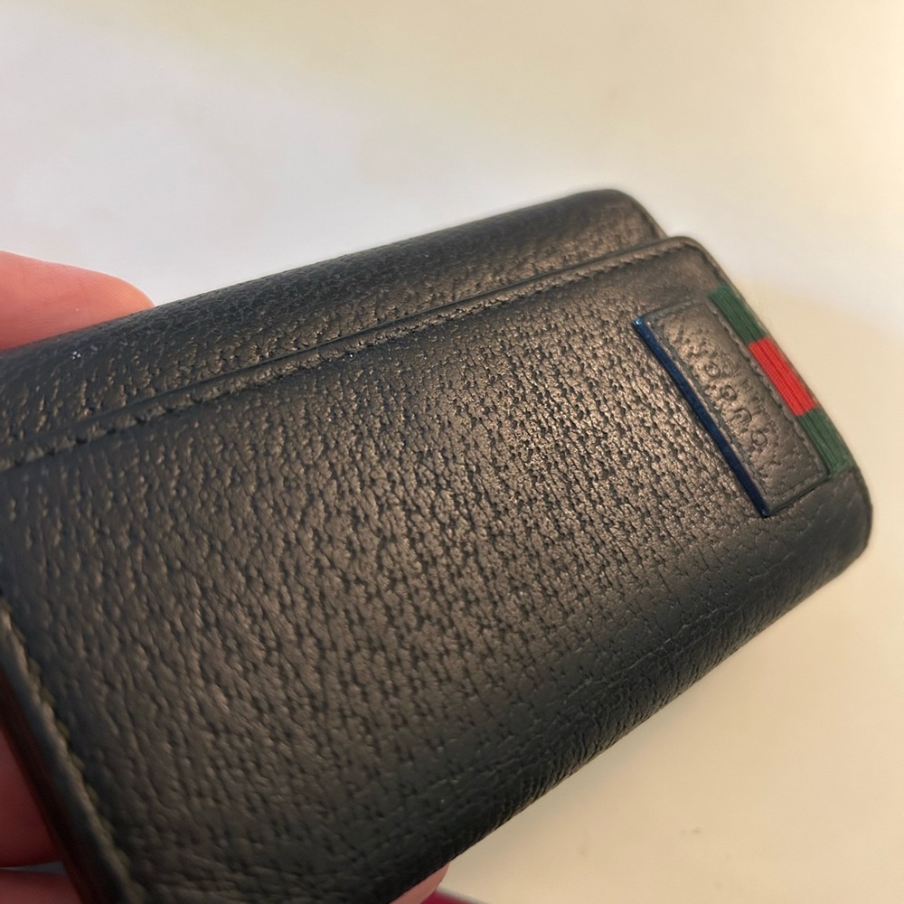 Gucci key holder with green and red Web canvas.Measurements: 4"L x 1.5"W x 2.5"H - Picture 9 of 14